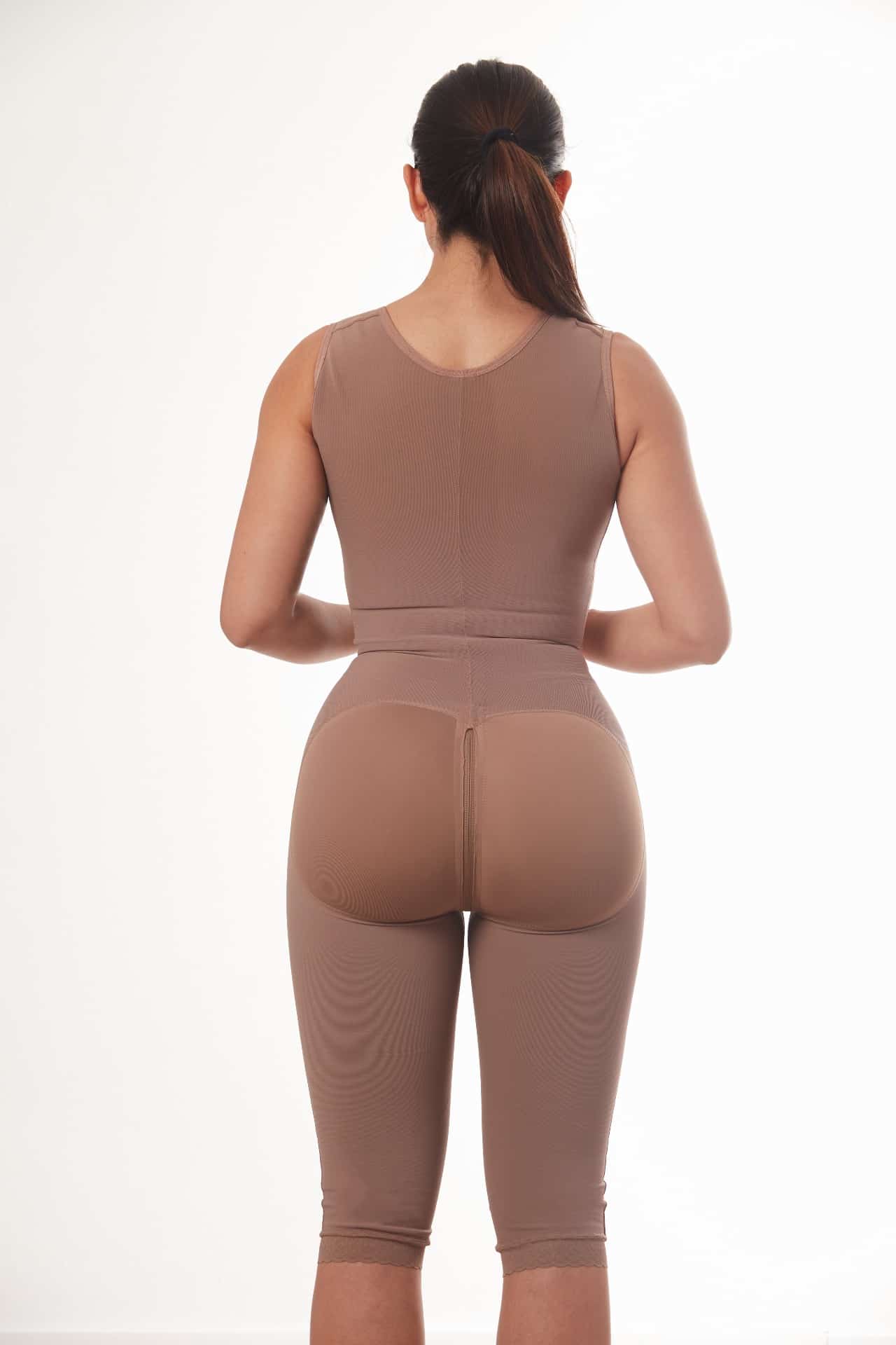 Faja Rodilla Con Mangas Y Sujetador 3